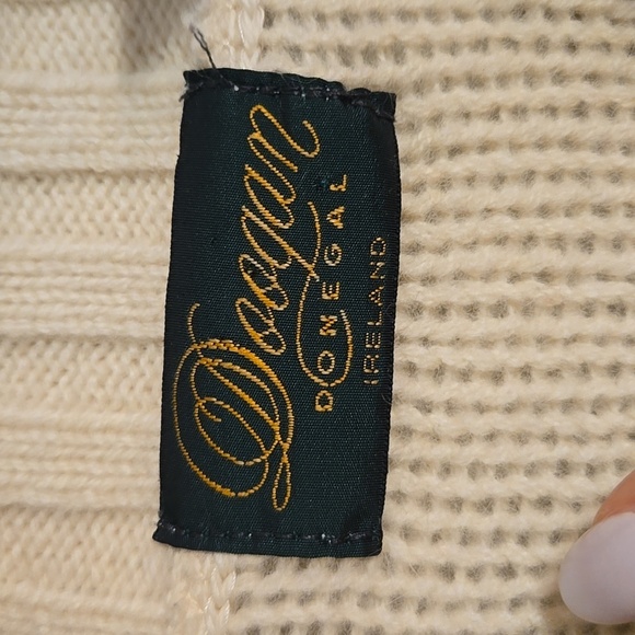 Doogan Donegal Pure New Wool Ireland Cable Knit Rolled Kneck Sweater NWOT - Picture 13 of 15